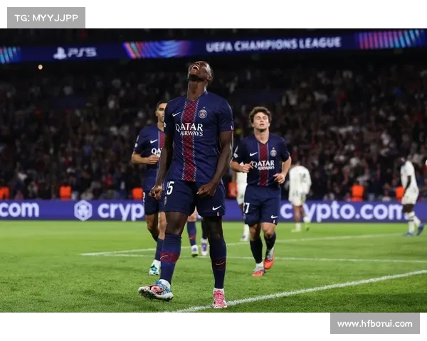 巴黎圣日耳曼重建进程评估：球队策略调整与未来发展潜力分析